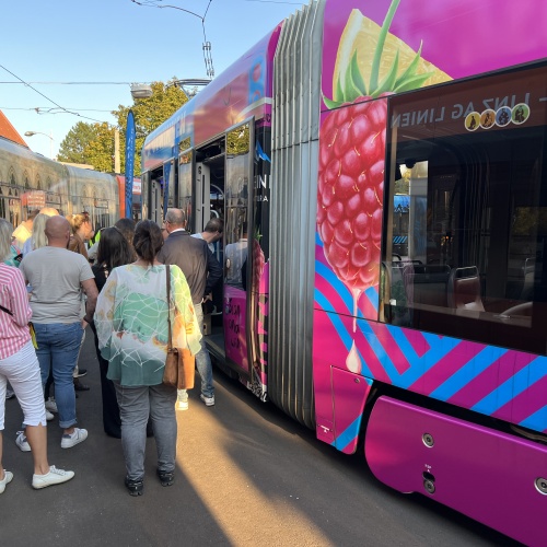 Sound Tram mit Acoustic Element